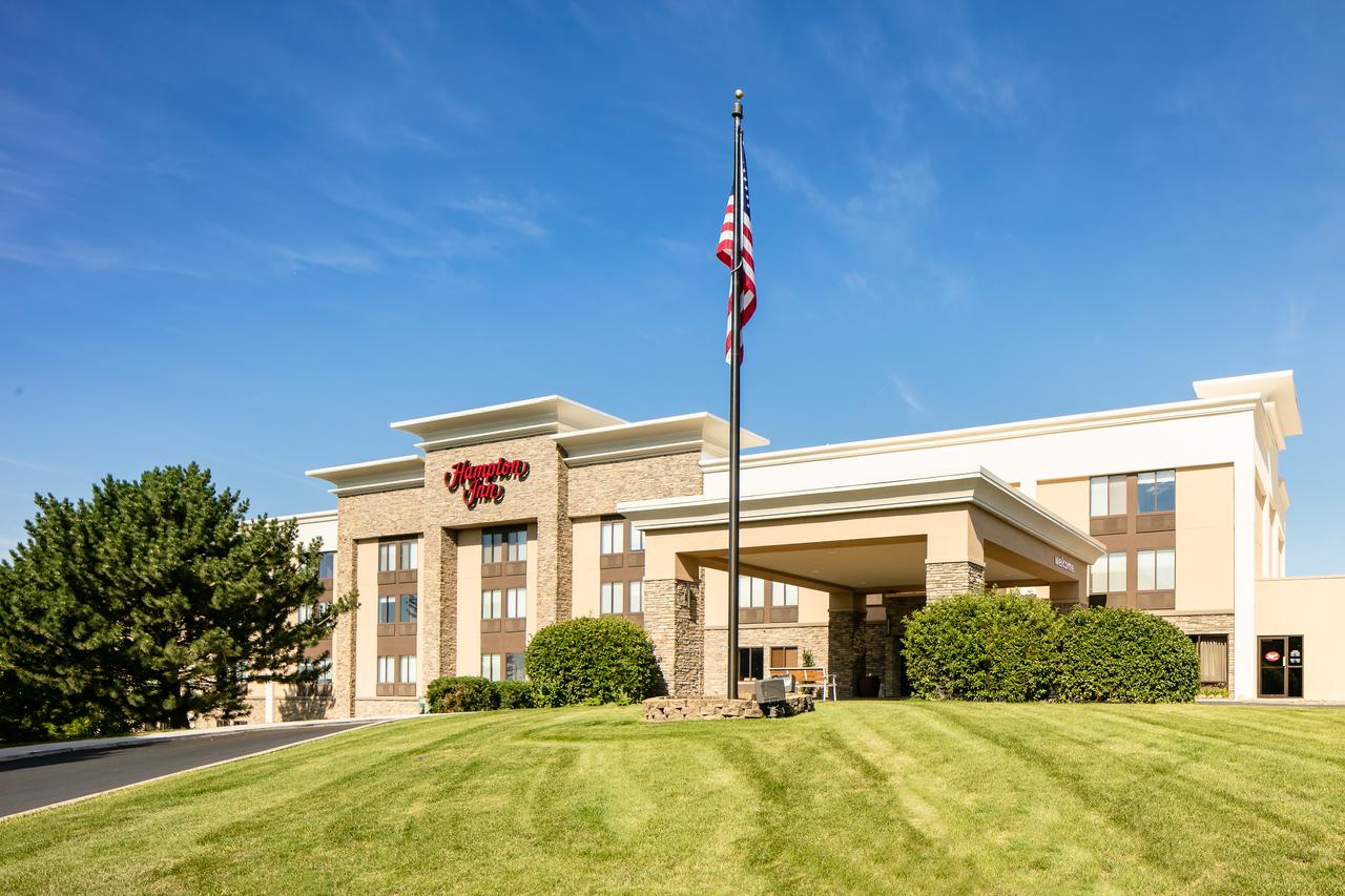 Hampton Inn Iowa City/Coralville - thumb 0
