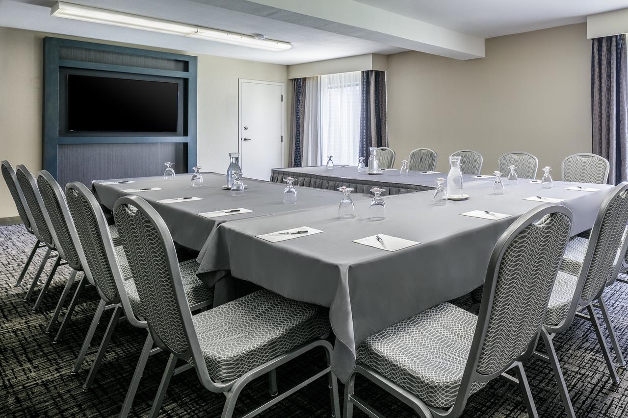 Hampton Inn Iowa City/Coralville - thumb 17