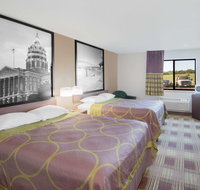 Super 8 by Wyndham Toledo - Orlando Tourists