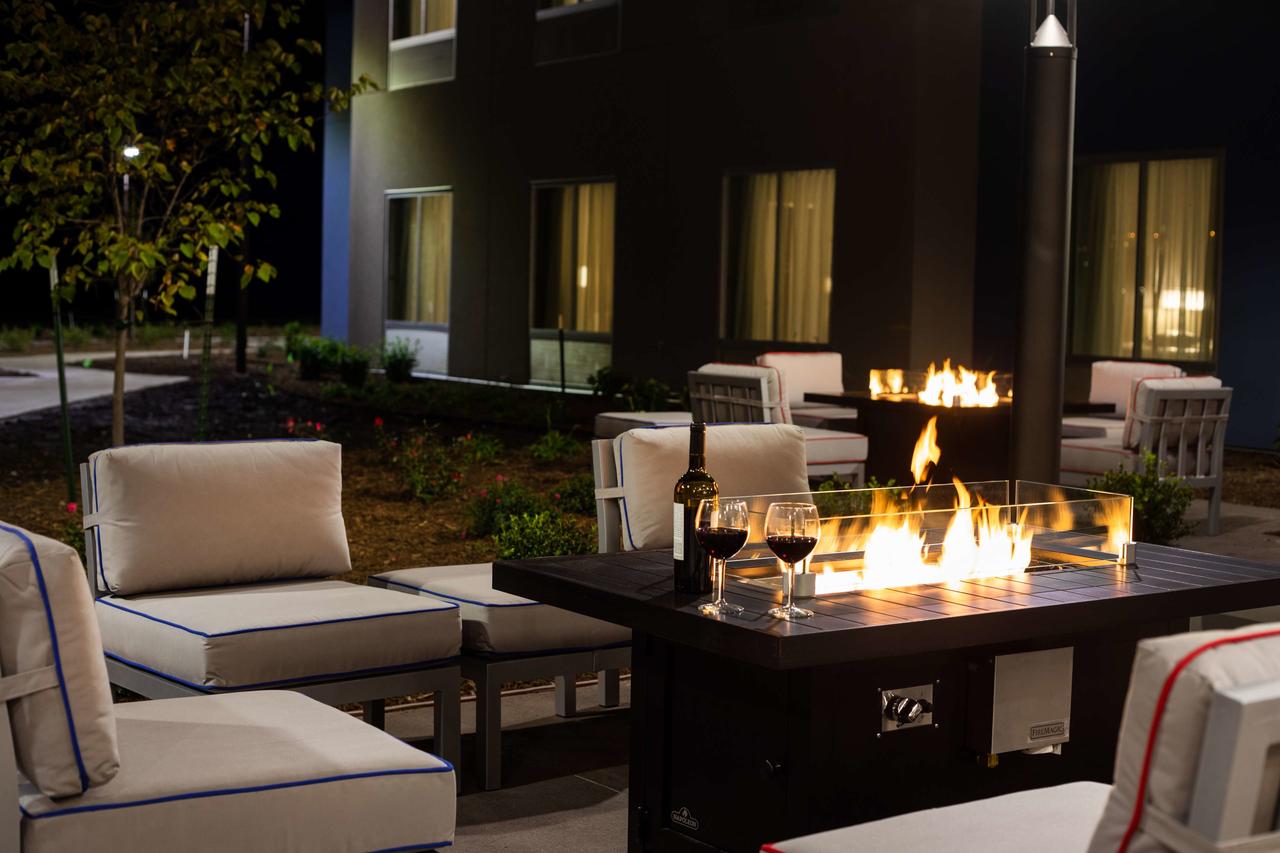 Best Western Plus West Lawrence - thumb 22