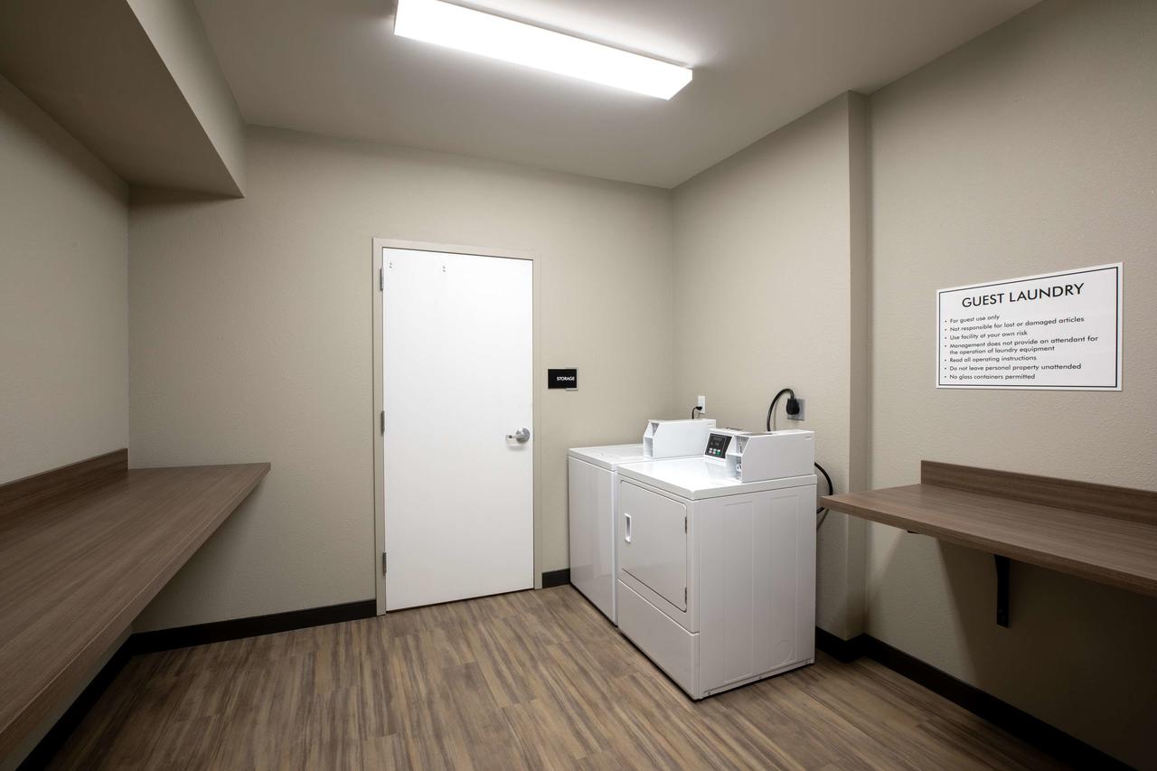 Best Western Plus West Lawrence - thumb 24