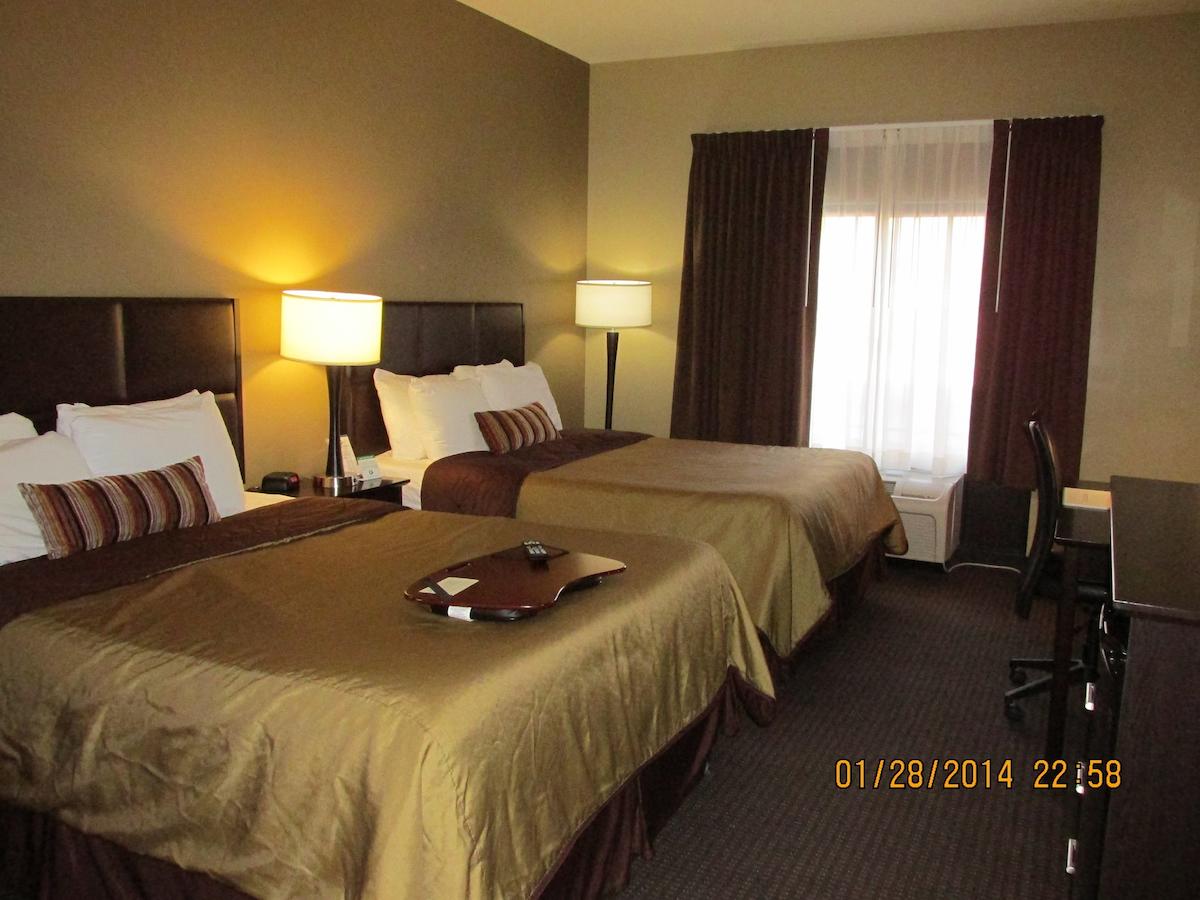 Parkwood Inn & Suites - thumb 7