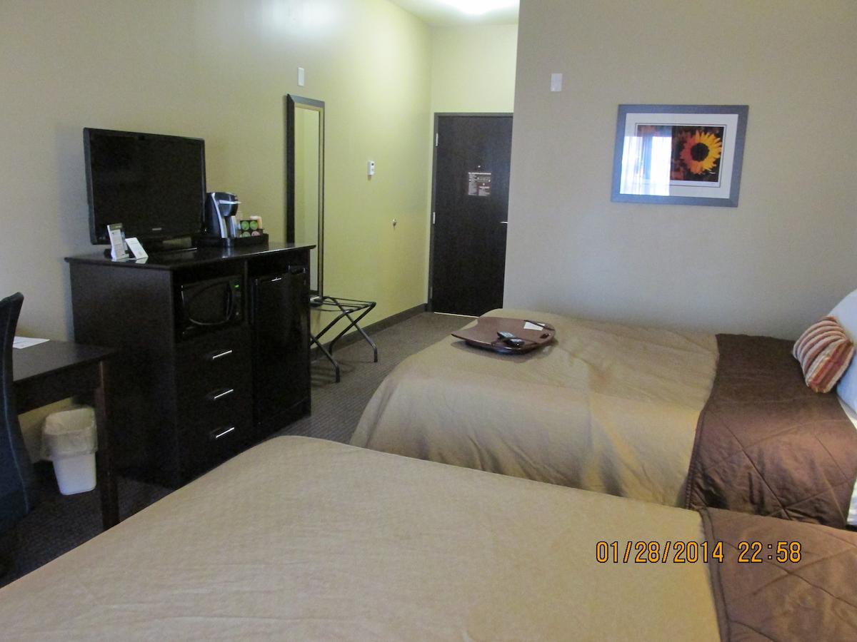 Parkwood Inn & Suites - thumb 8