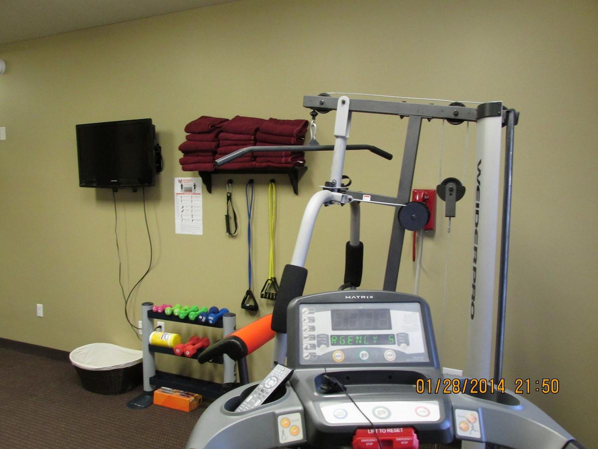 Parkwood Inn & Suites - thumb 42