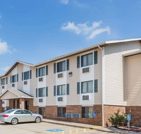 Super 8 by Wyndham Manhattan KS - Orlando Tourists