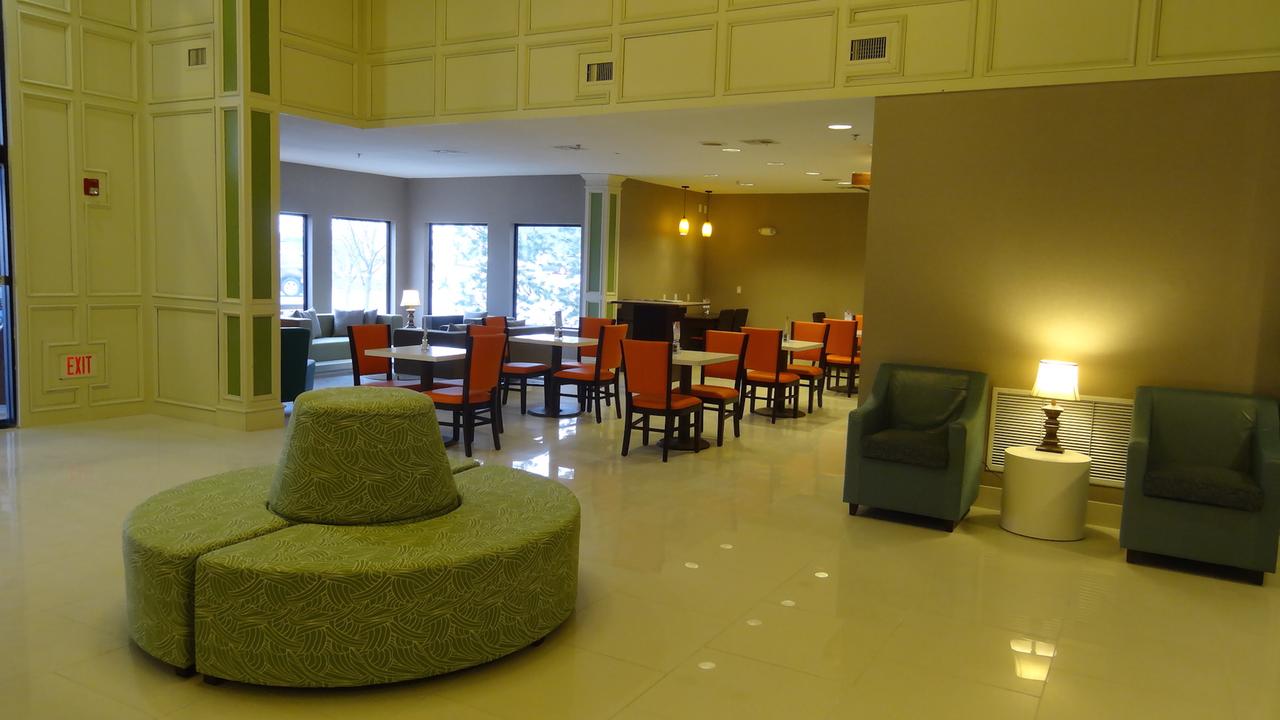 Holiday Inn Express Hotel Kansas City - Bonner Springs - thumb 14