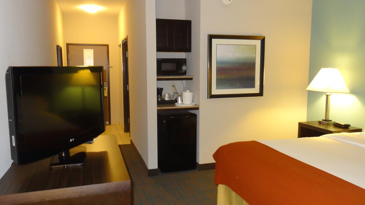 Holiday Inn Express Hotel Kansas City - Bonner Springs - thumb 26