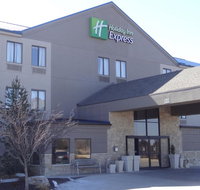 Holiday Inn Express Hotel Kansas City - Bonner Springs - Orlando Tourists