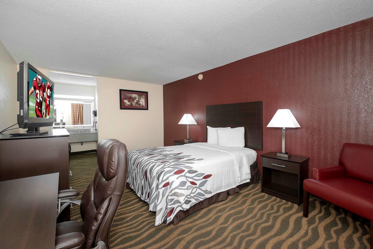 Red Roof Inn Murray - thumb 14