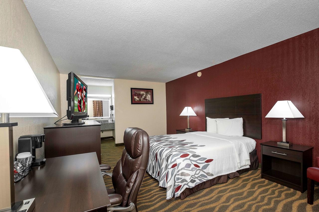 Red Roof Inn Murray - thumb 27