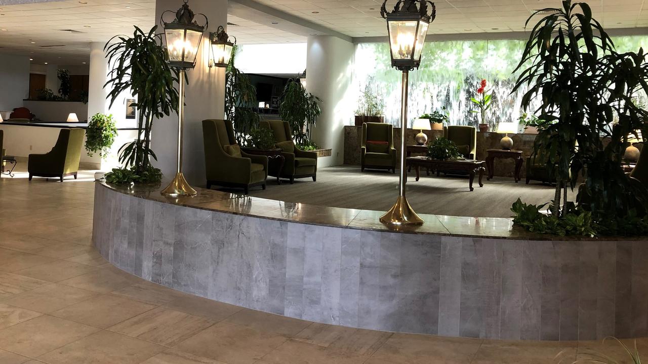 Capital Plaza Hotel - thumb 5