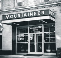 The Mountaineer Hotel - Orlando Tourists