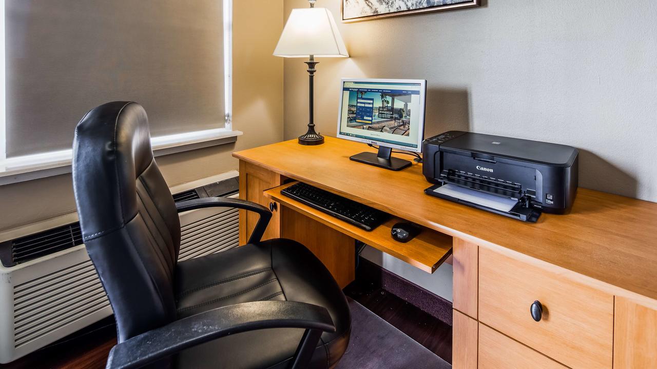 Best Western Parkside Inn - thumb 27