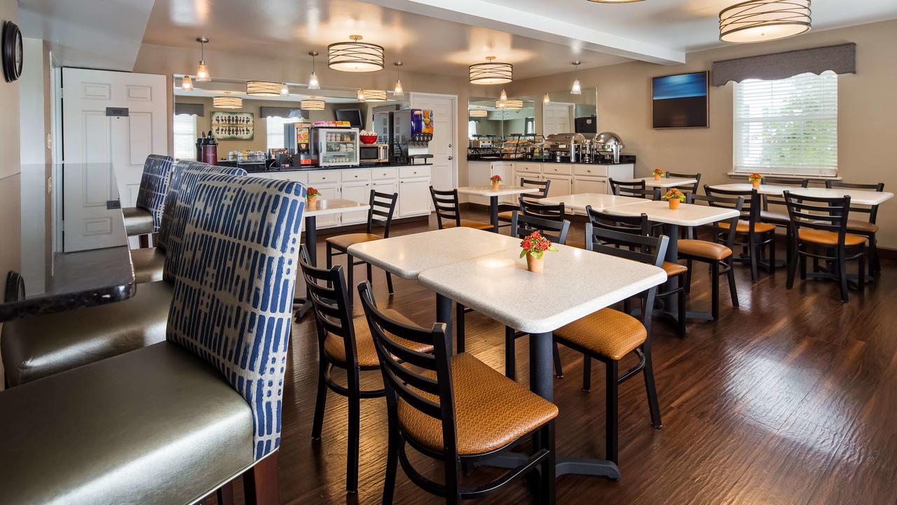 Best Western Parkside Inn - thumb 21