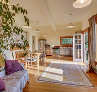 Milagra Guest House - Orlando Tourists