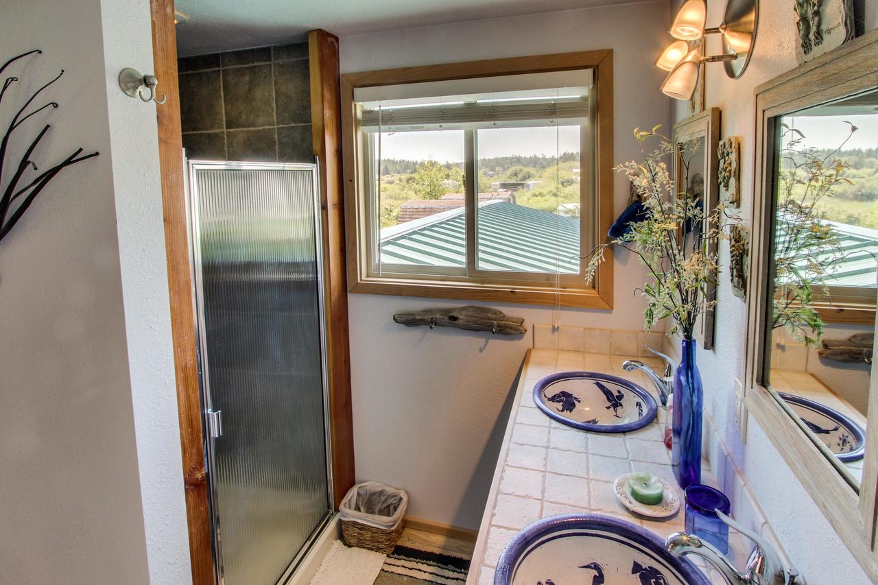 The Beach House On Lopez Island - thumb 25