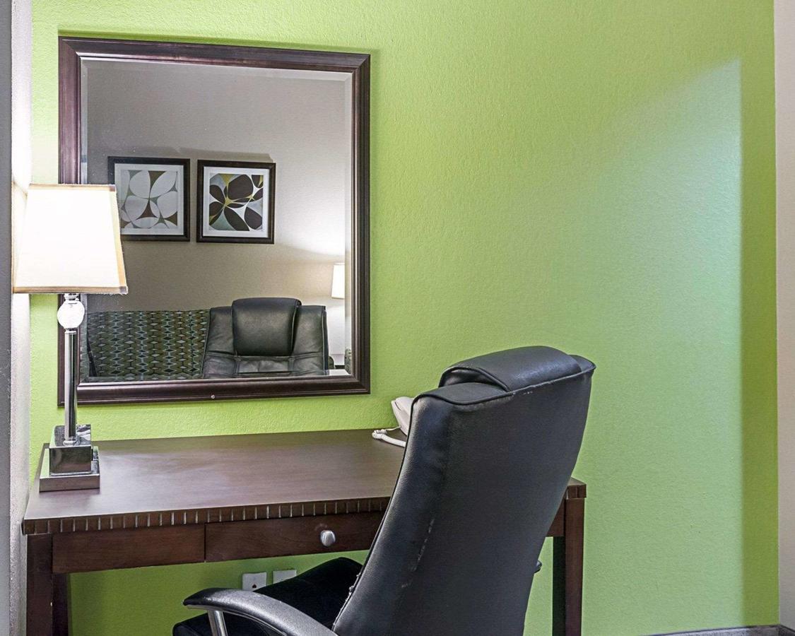 Quality Suites Sulphur - thumb 40