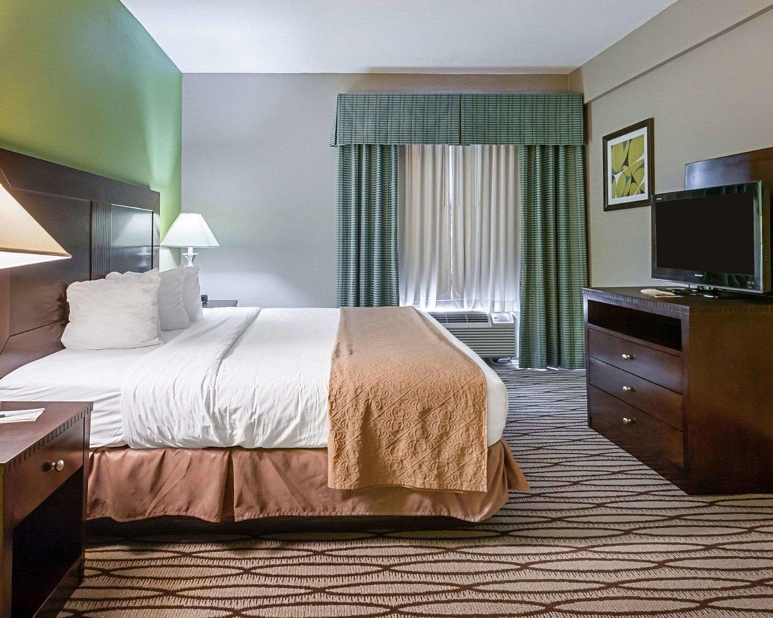 Quality Suites Sulphur - thumb 16
