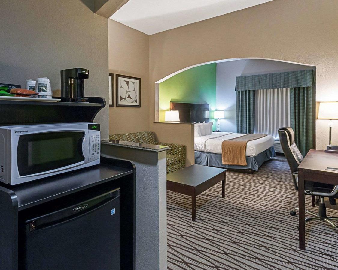 Quality Suites Sulphur - thumb 43