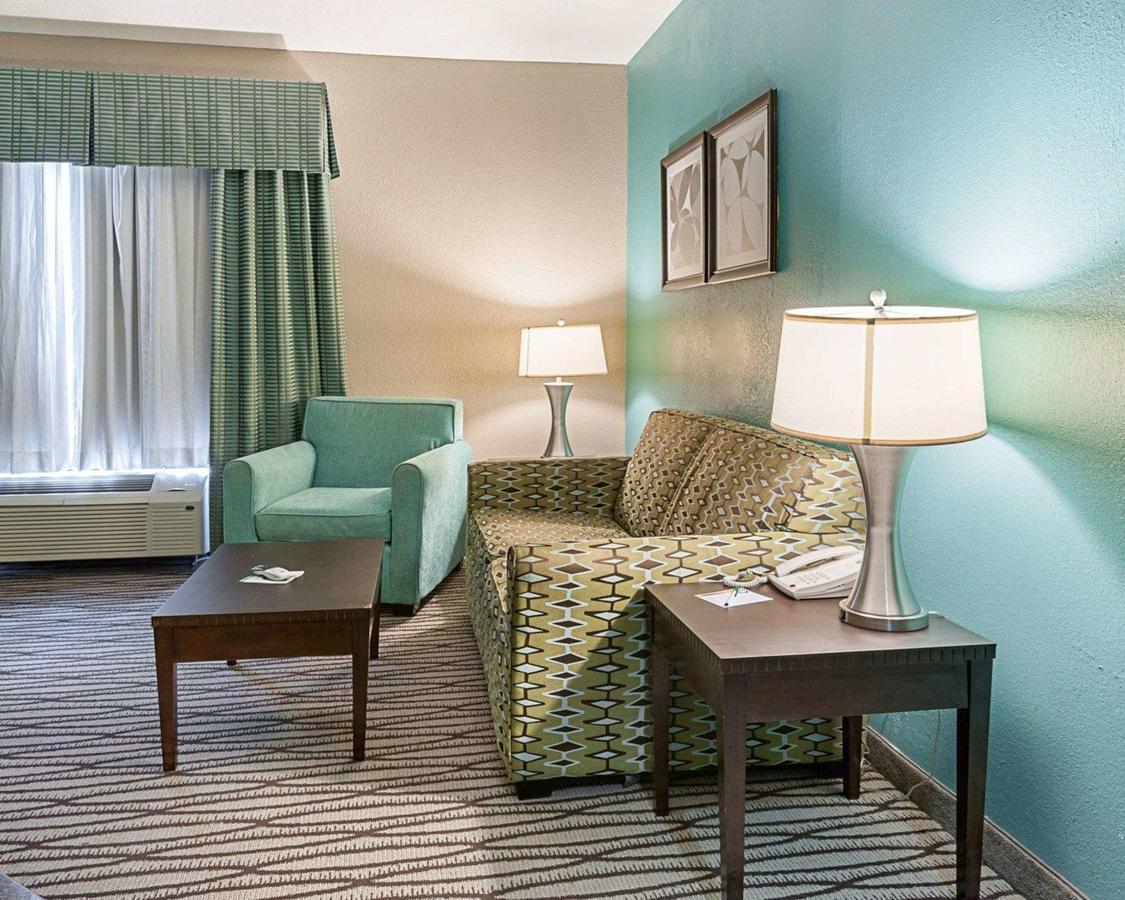 Quality Suites Sulphur - thumb 14