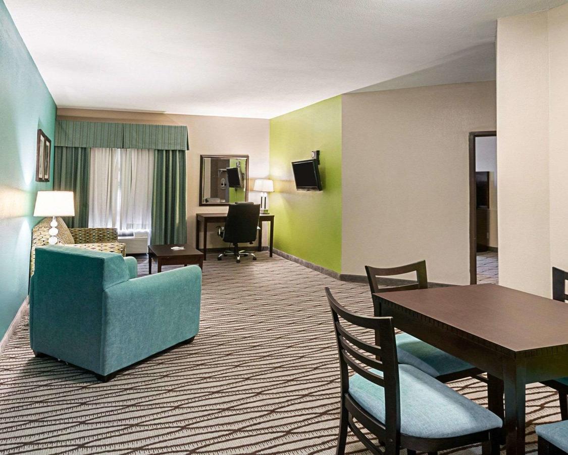Quality Suites Sulphur - thumb 28