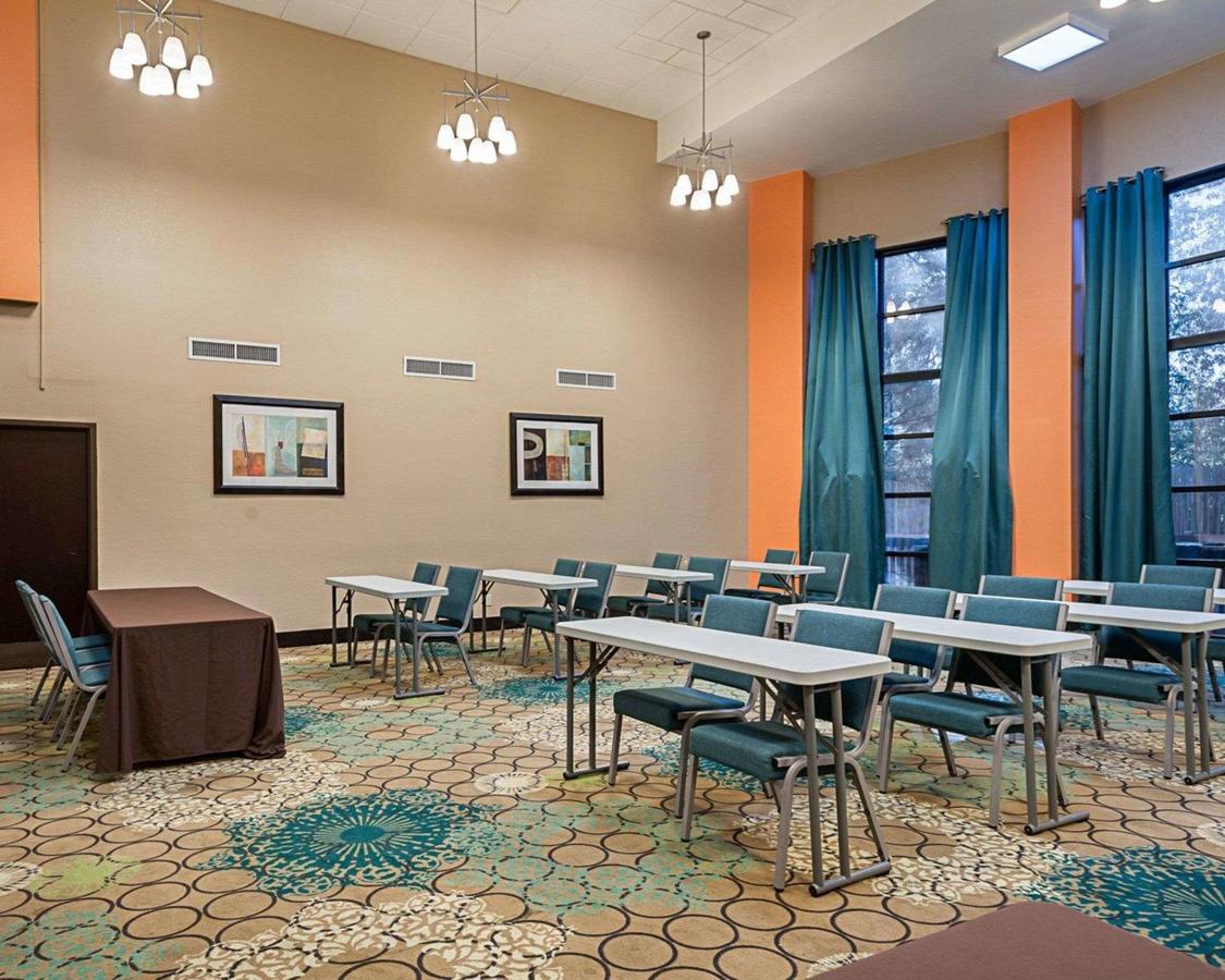 Quality Suites Sulphur - thumb 24