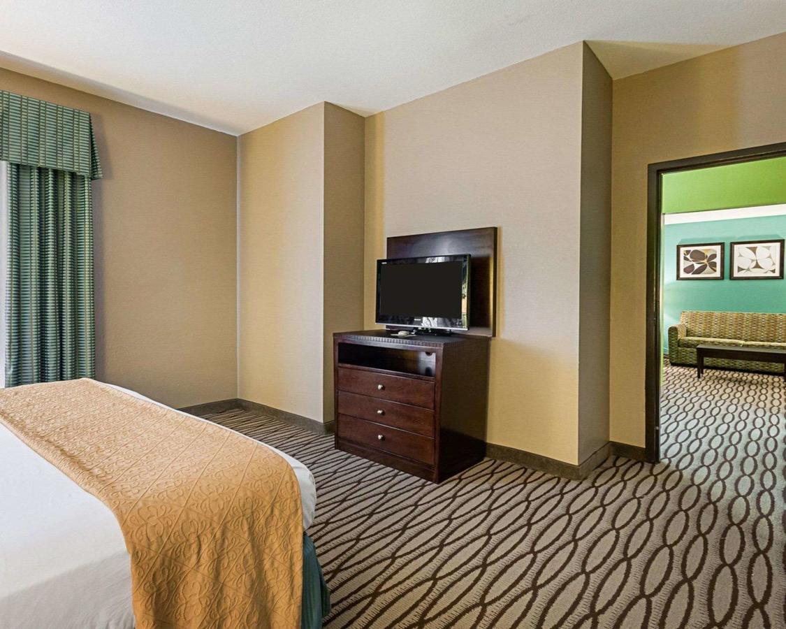 Quality Suites Sulphur - thumb 4