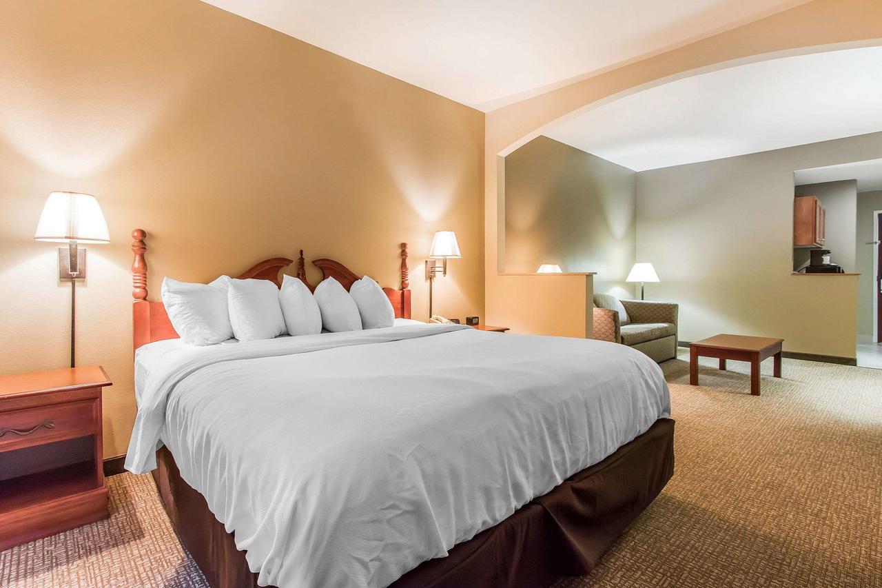 Quality Suites New Iberia - thumb 26