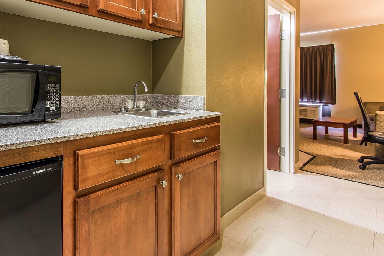 Quality Suites New Iberia - thumb 8