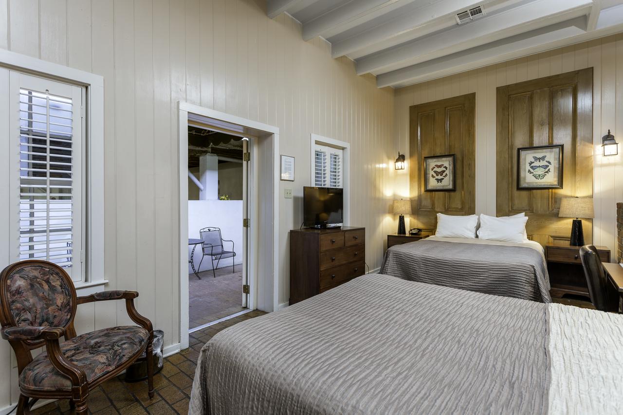 French Quarter Suites Hotel - thumb 9