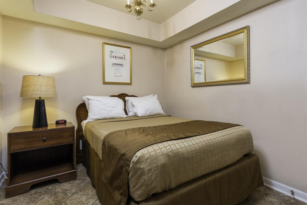 French Quarter Suites Hotel - thumb 6