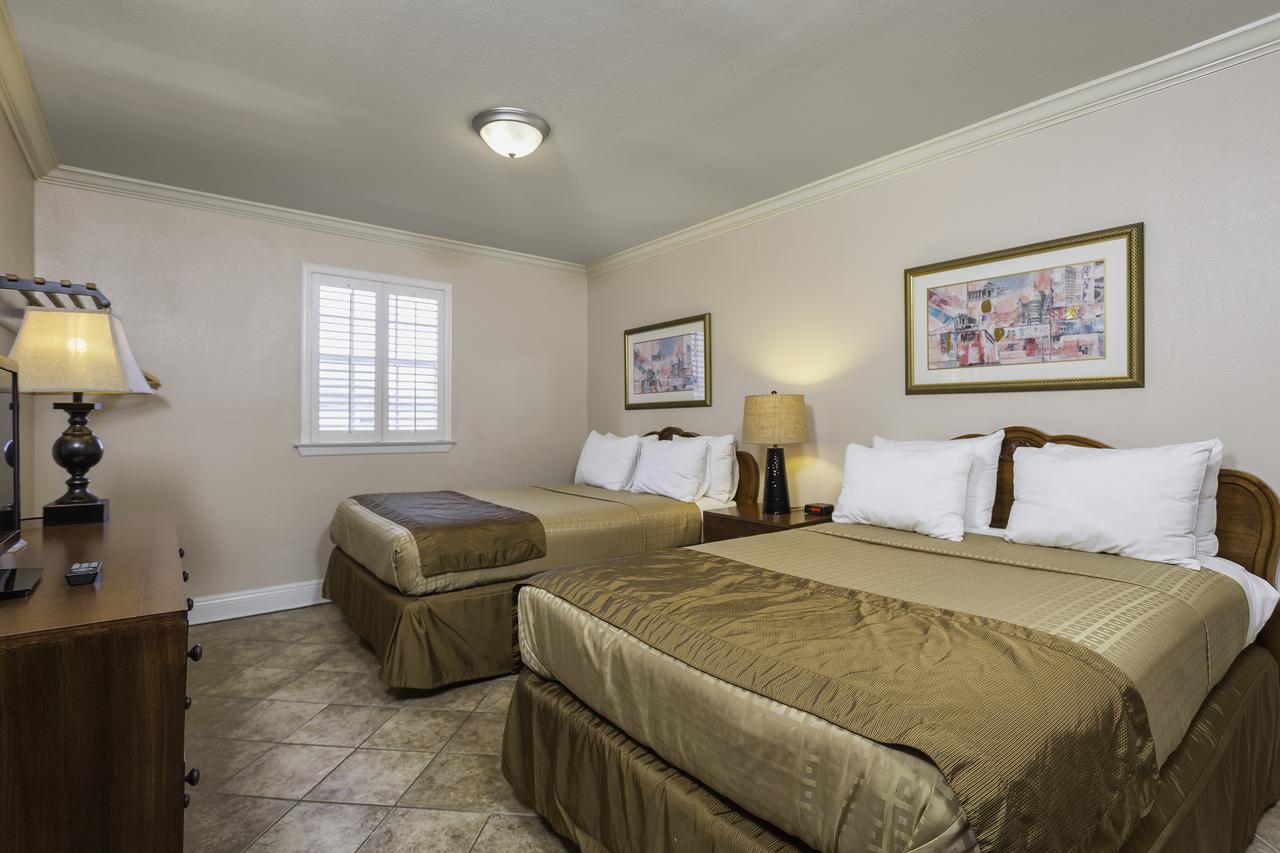 French Quarter Suites Hotel - thumb 5