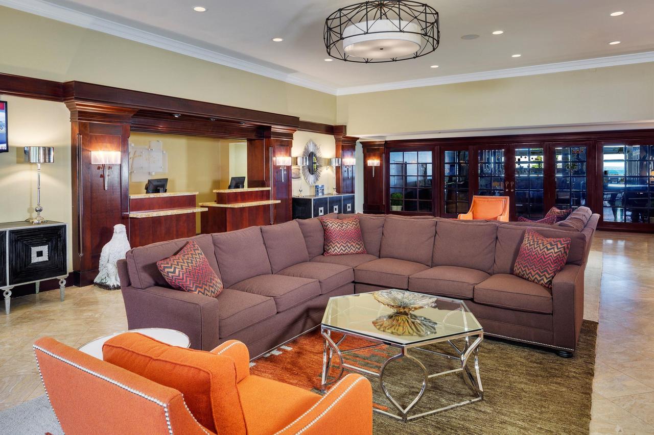 Holiday Inn Bar Harbor Regency Hotel - thumb 5