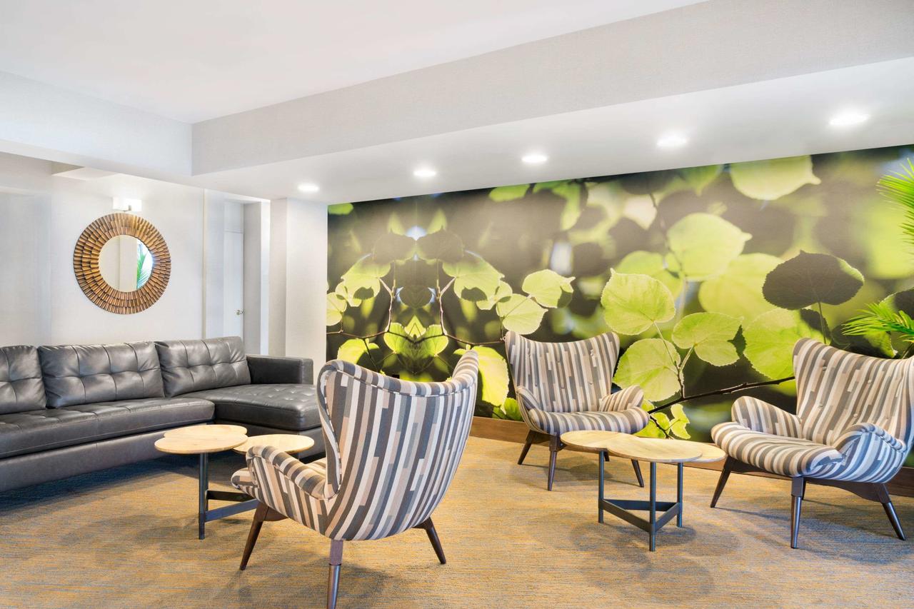 Wyndham Garden Washington DC North - thumb 32