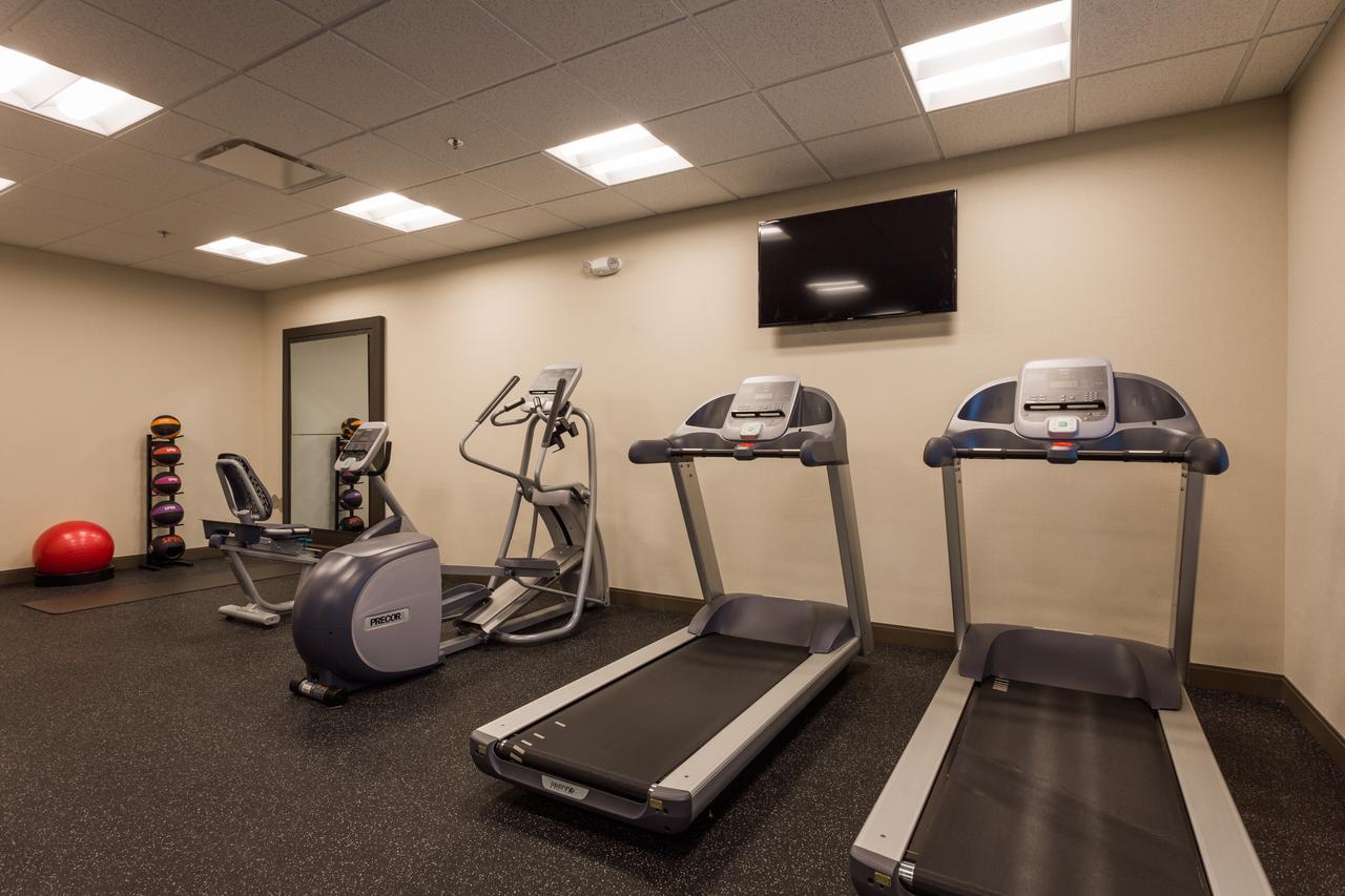 Hampton Inn Cumberland - thumb 13