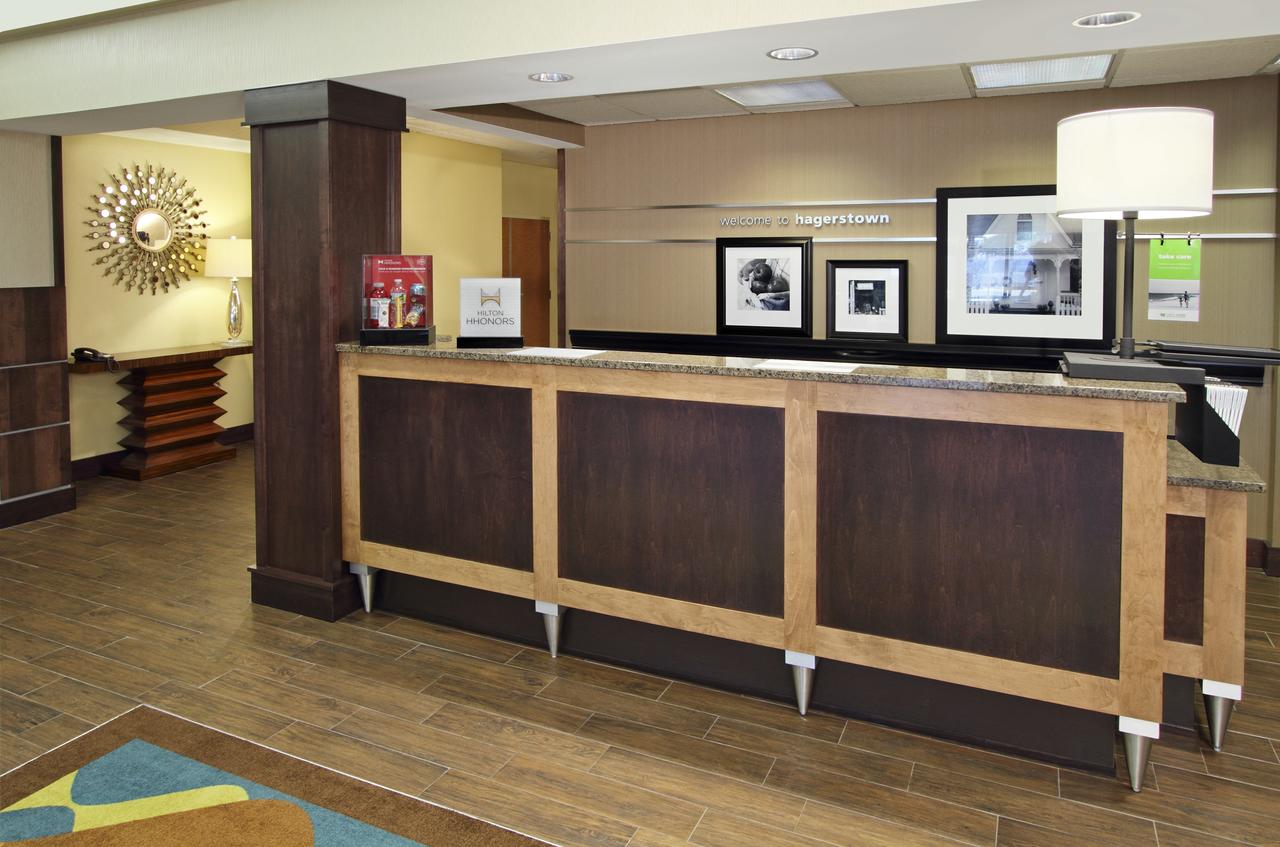 Hampton Inn Hagerstown - thumb 20