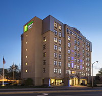 Holiday Inn Express & Suites Boston - Cambridge - Orlando Tourists