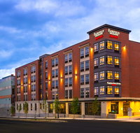 Fairfield Inn & Suites by Marriott Boston Cambridge - Orlando Tourists