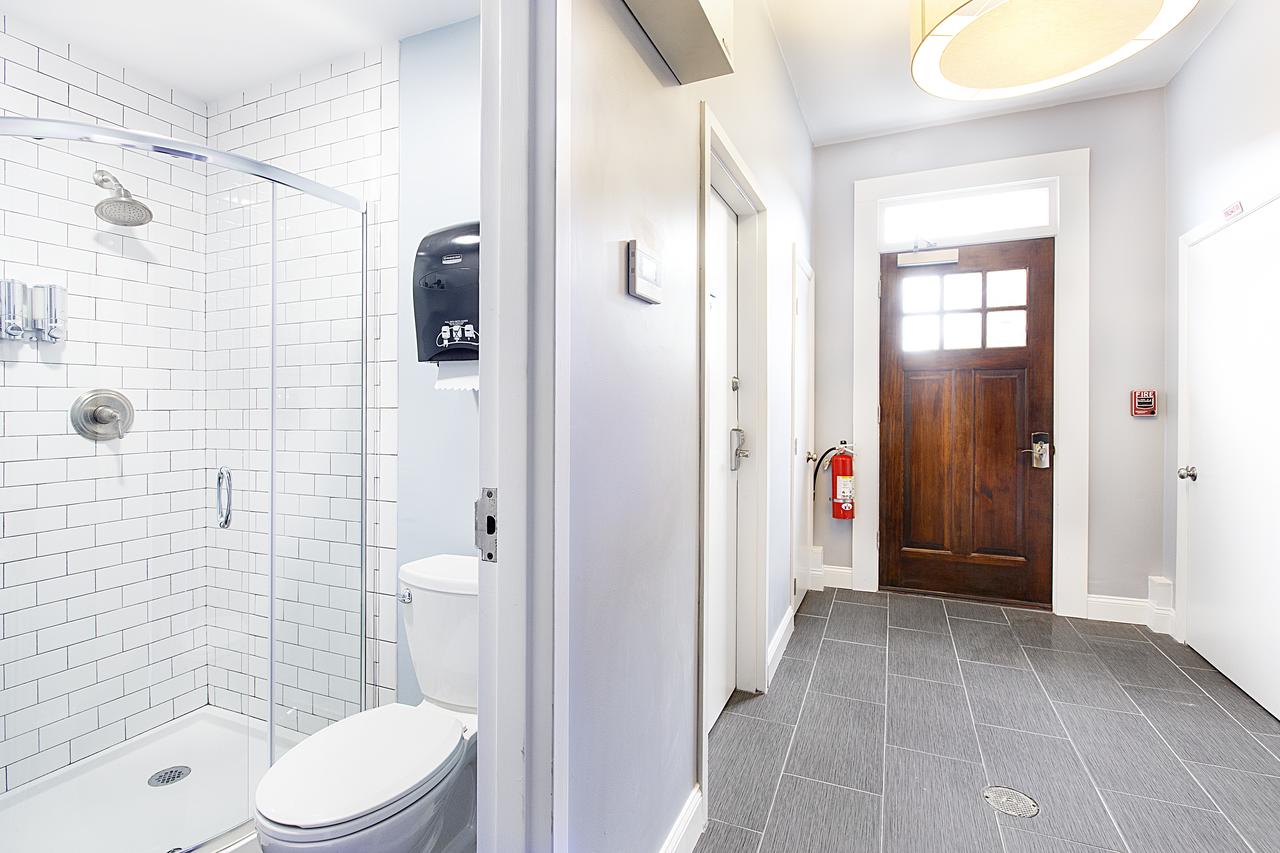 Quarters On DOT By Short Term Rentals Boston - thumb 3