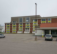 Days Inn  Suites by Wyndham Grand Rapids Near Downtown - Orlando Tourists