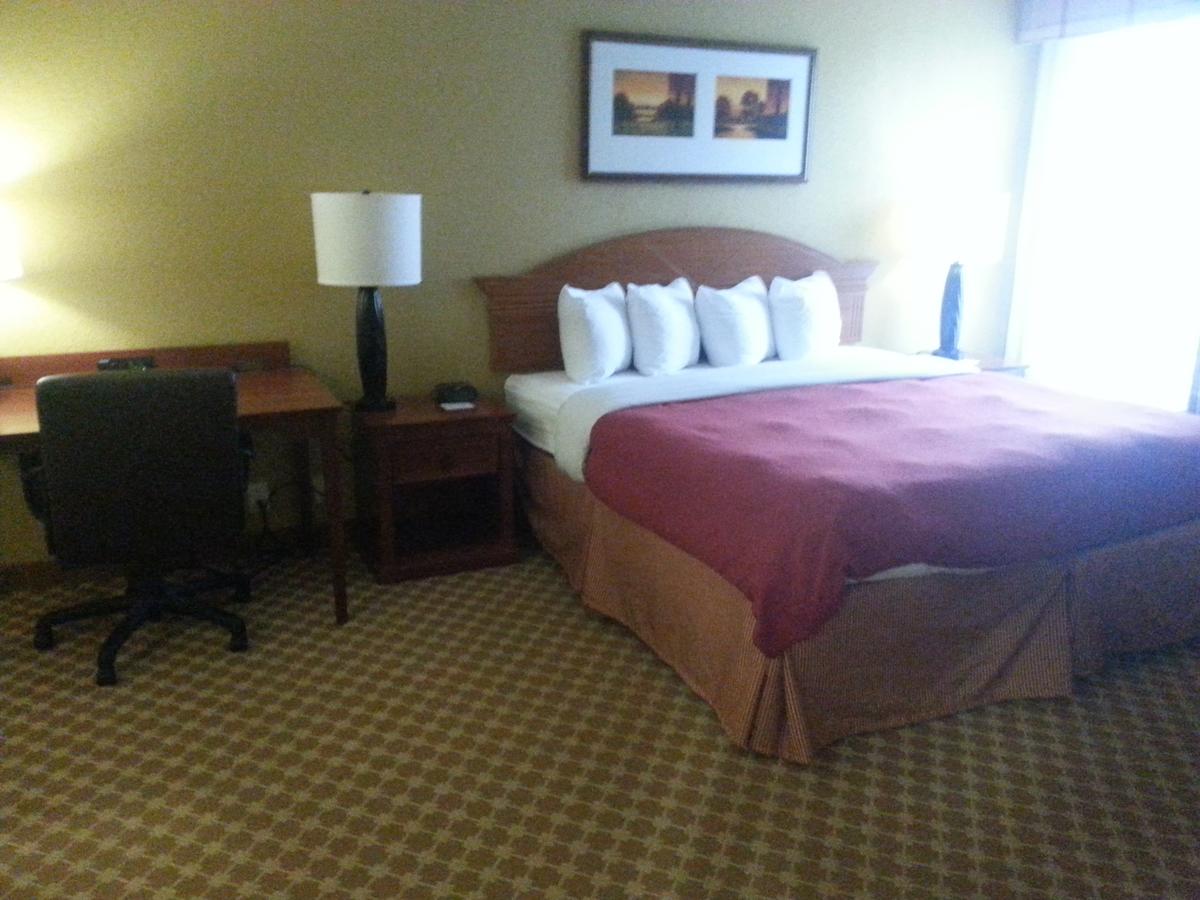 Country Inn & Suites By Radisson, Saginaw, MI - thumb 28