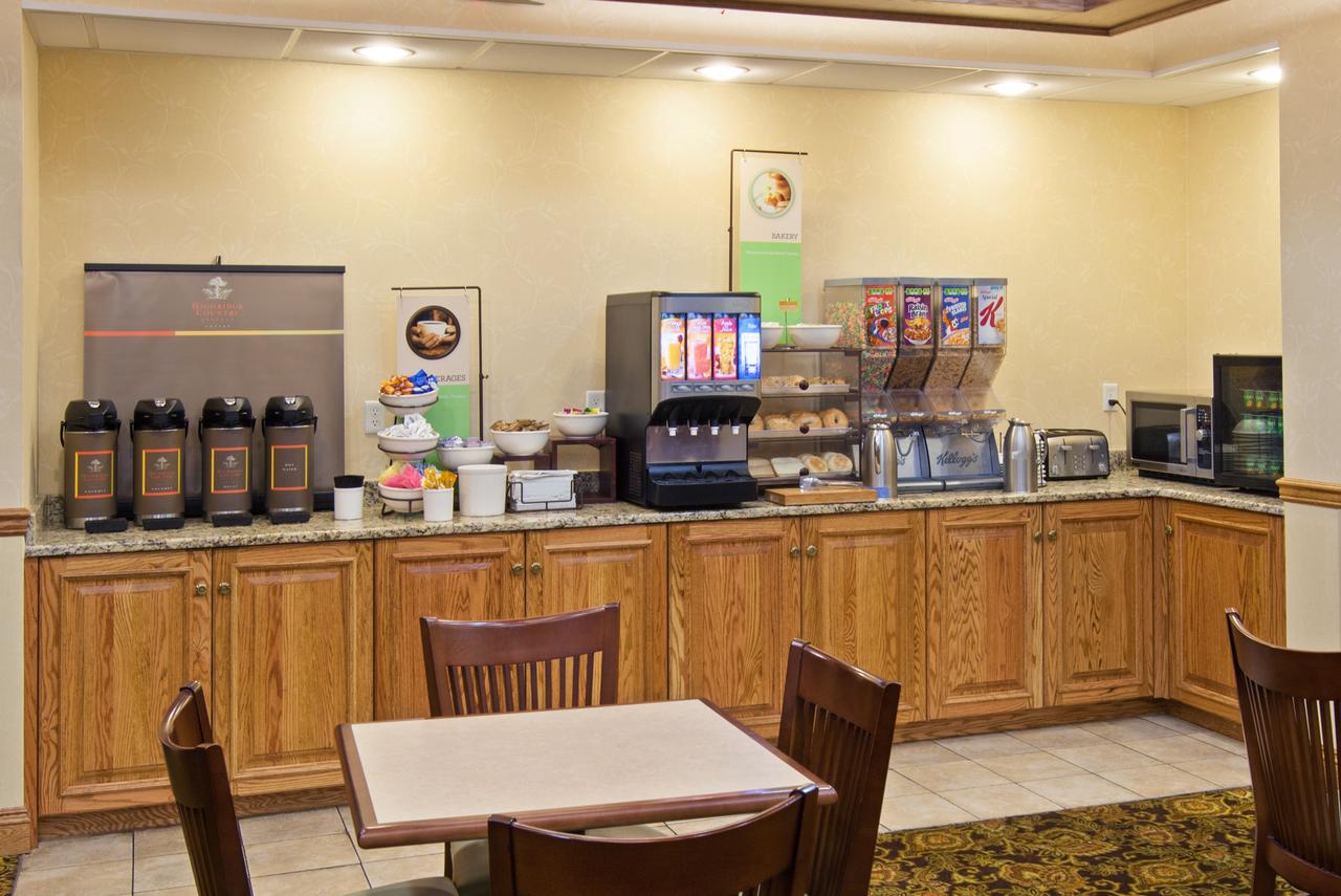 Country Inn & Suites By Radisson, Saginaw, MI - thumb 29