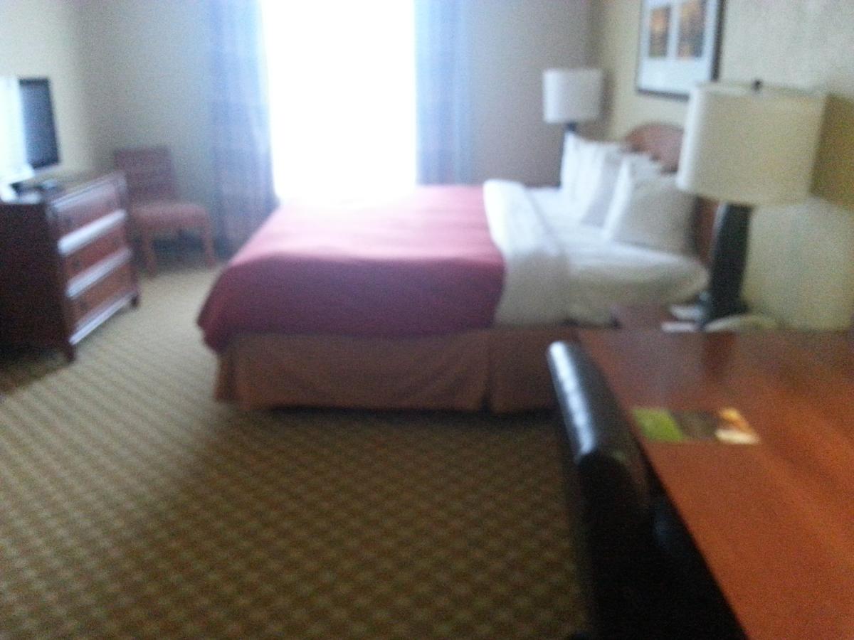 Country Inn & Suites By Radisson, Saginaw, MI - thumb 26