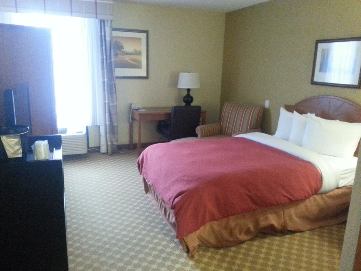 Country Inn & Suites By Radisson, Saginaw, MI - thumb 21