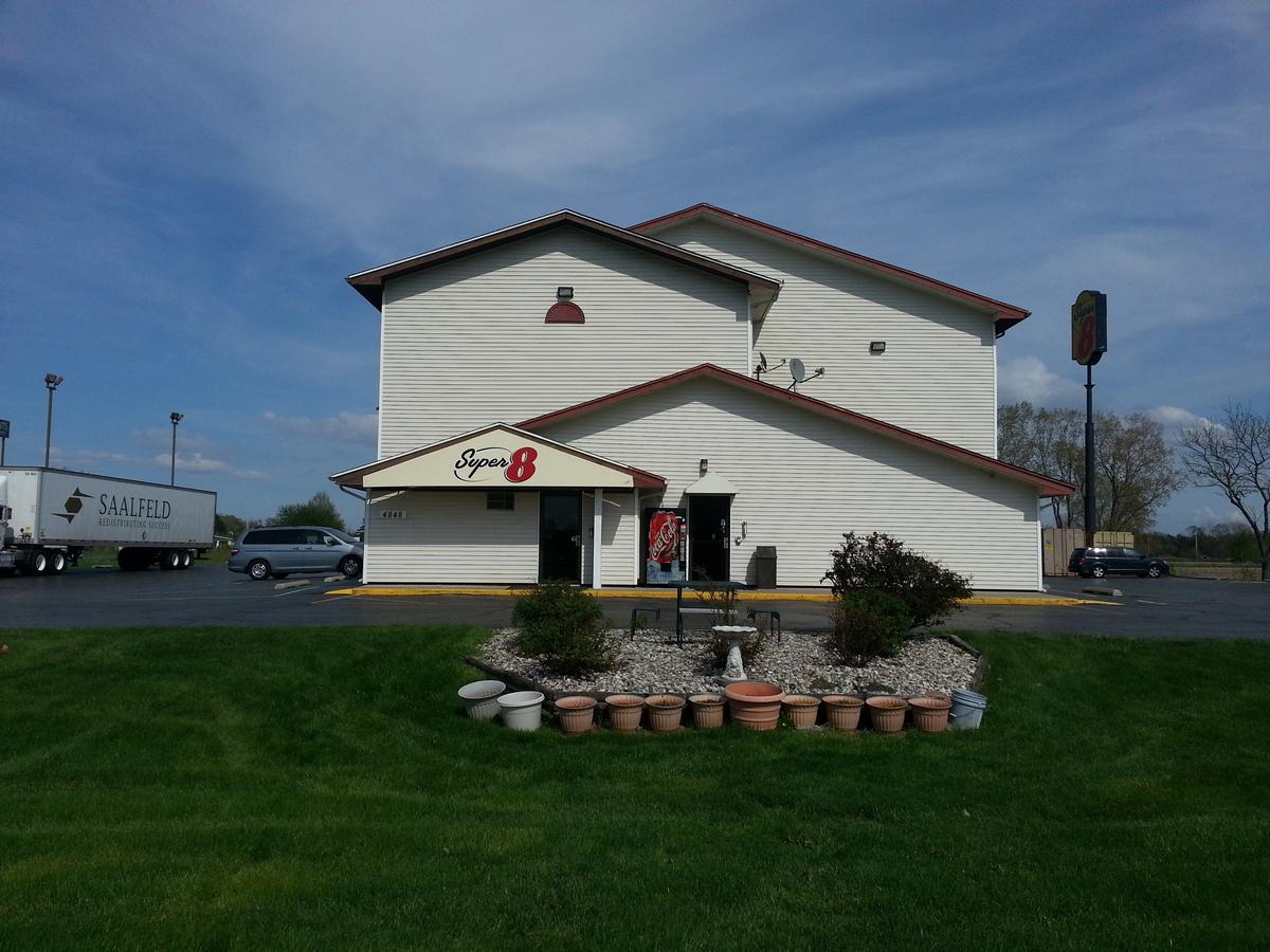 Super 8 By Wyndham Saginaw - thumb 34