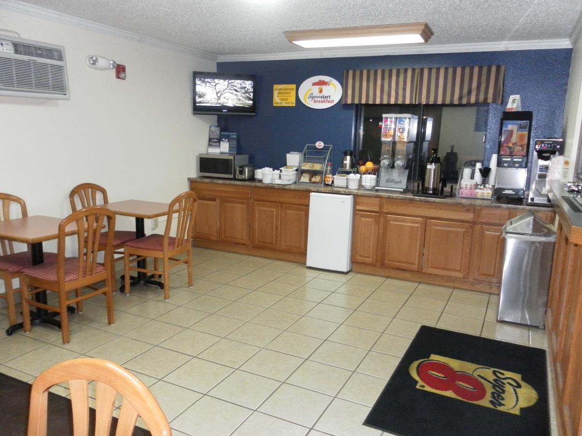 Super 8 By Wyndham Saginaw - thumb 36