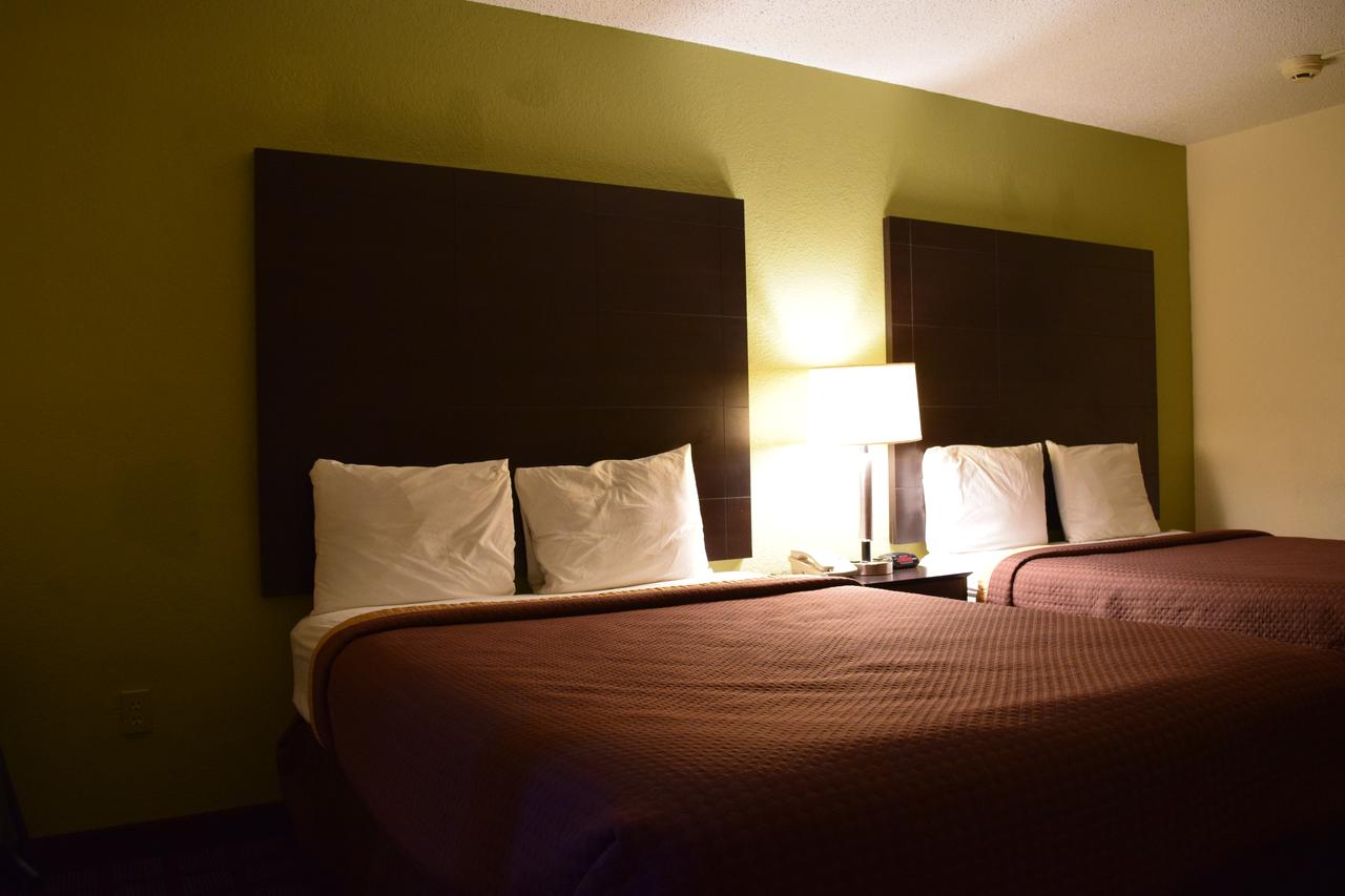 Super 8 By Wyndham Saginaw - thumb 22