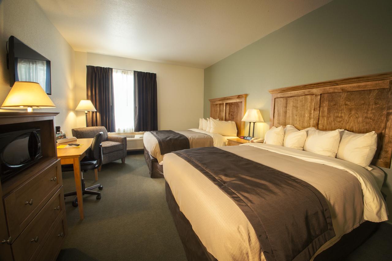 Junction Inn Suites & Conference Center - thumb 5