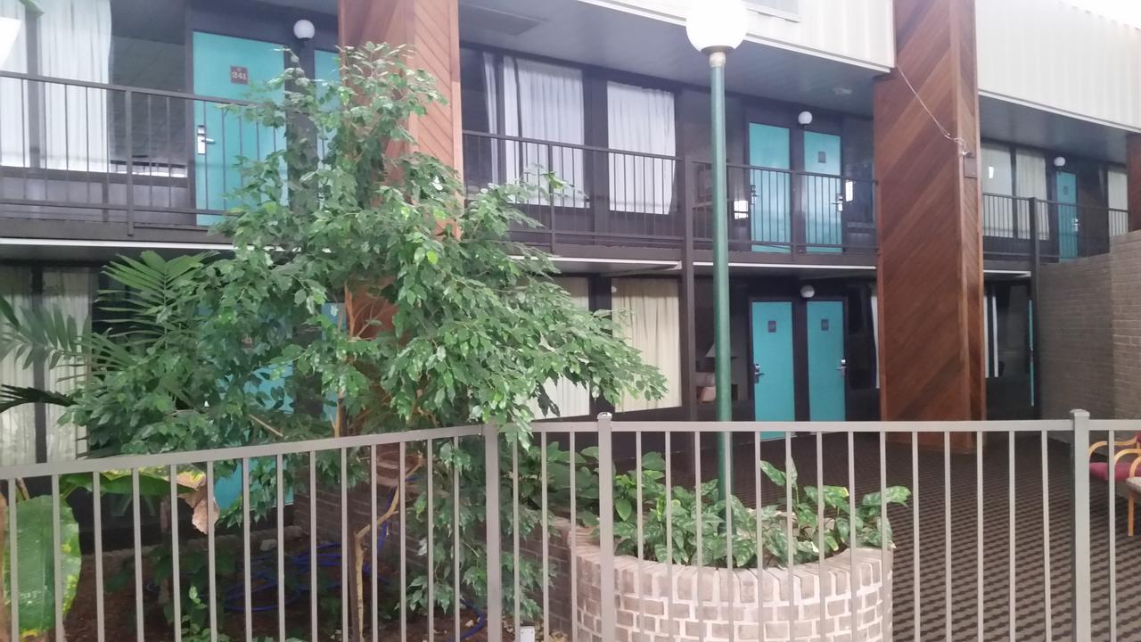 Diamondhead Inn & Suites - thumb 6