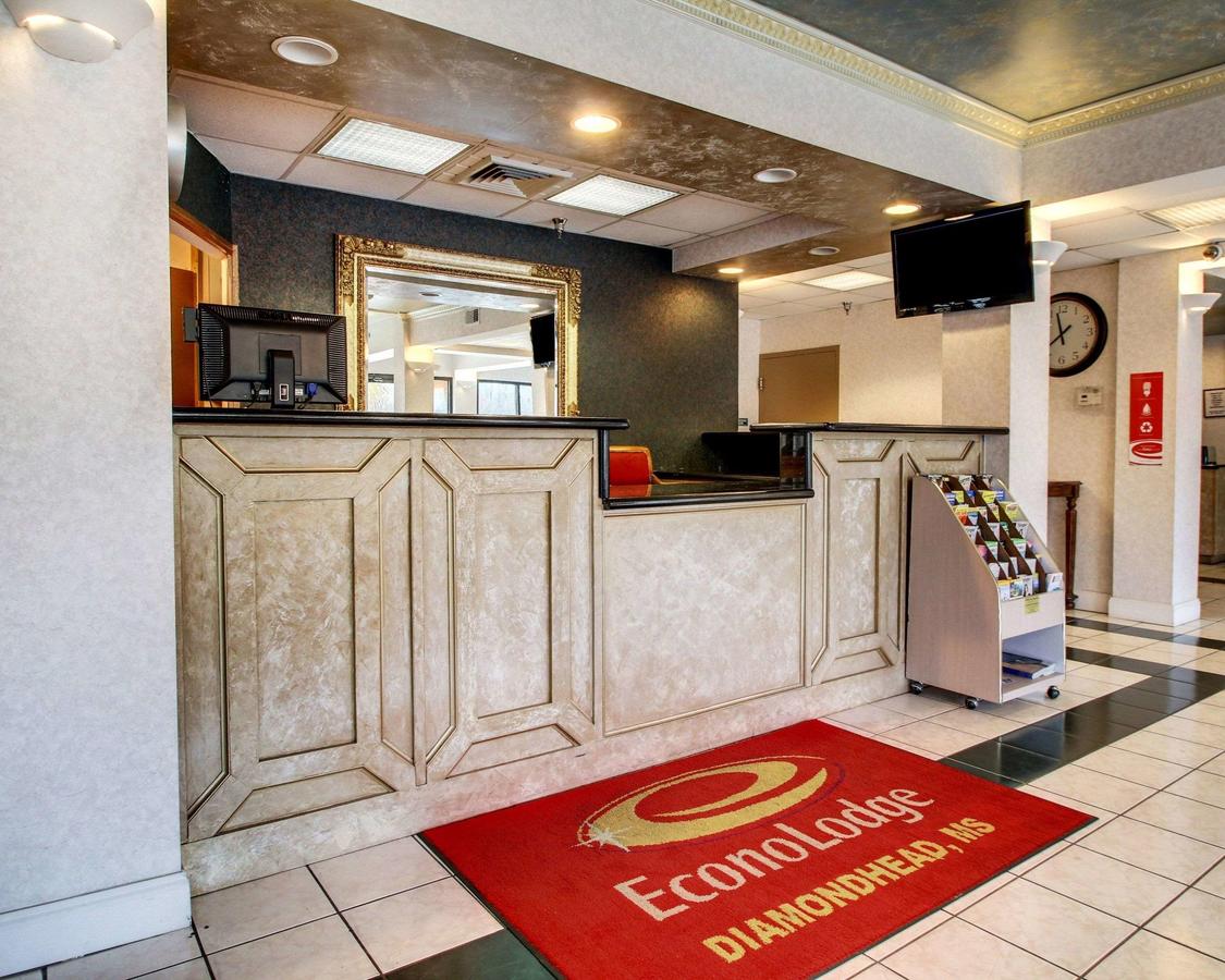 Econolodge Inn & Suites - thumb 3